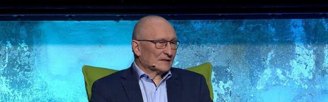 Aaviksoo: peame tegema 180 kraadi vastupidi – mobiile ei tohi koolis ära keelata