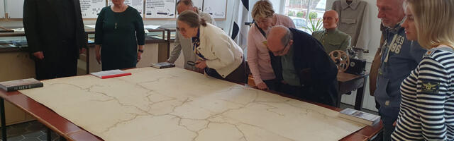 Keh­ras ja Pi­ka­ve­res tut­vus­ta­ti üle 200 aas­ta ta­ga­si val­mi­nud ki­hel­kon­na­kaar­ti