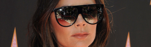 VICTORIA BECKHAM selgitas, miks ta orgaanilisi kaerahelbeid näkku paneb!