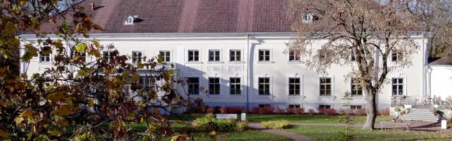 Anija mõisas toimuvat õpetajate tänuüritust kajastada soovinud kohalik meedia jäeti ukse taha