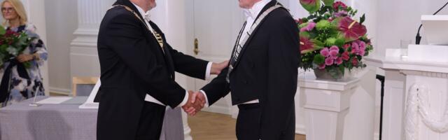 President Karis Tartu Ülikoolis: parimaid vilju võime noppida siis, kui teadlane on vaba valima, millise puu ja kuhu ta istutab