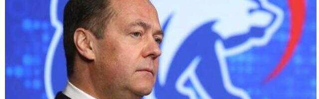 Medvedev hoiatab Berliinis, Londonis ja Washingtonis rakettide eest, enne kui Venemaa naaseb 1991. aasta piiridele