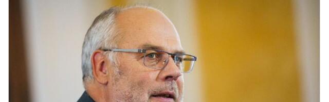 MEEDIAVALVUR: vingerdava „presidendi“ asemel võiks olla AI – hoiaksime 10 milli kokku ja Eestil ei oleks enam kunagi nõnda häbi