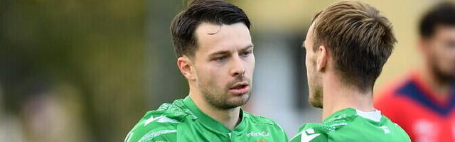 Полузащитник Александр Закарлюка продлил контракт с "Левадией"