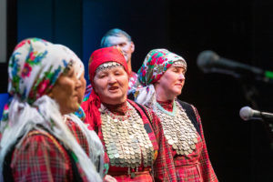 Homme on ERMis ühel laval koos hõimurahvad