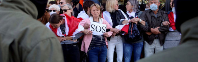 VIDEOD | Tohutu rahvahulk asus Minskis miilitsavõtete kiuste taas võimude vastu protestima