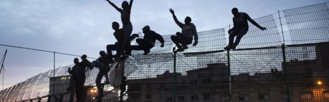 Hispaania ehitab Põhja-Aafrika territooriumite ümber 10 meetri kõrguse müüri