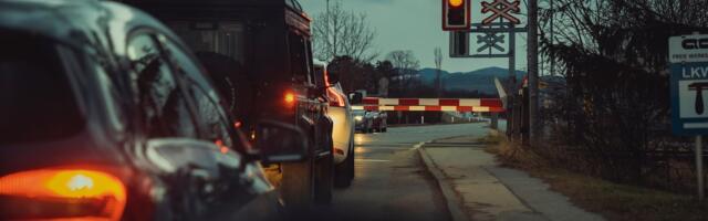 Ettevaatusabinõuna vähendatakse reisirongide liikumiskiirusi ülesõidukohtadel