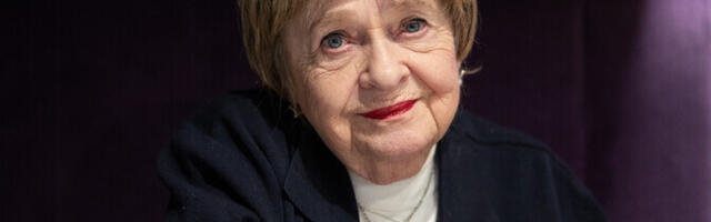 Leelo Tungla "Seltsimees laps ja suured inimesed" pälvis Poolas lugejaauhinna