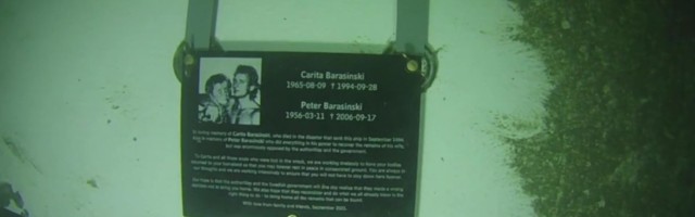 Reporter: Estonia vrakile kinnitati mälestustahvel abielupaarile ja kõikidele teistele hukkunutele