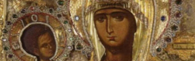 DANAS SLAVIMO IKONU PRESVETE BOGORODICE TROJERUČICE Ako ispoštujete ovaj običaj veruje se da se čuda dešavaju