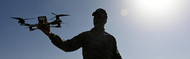 VIDEOD | Üks droon kukkus alla Tartu kesklinnast 18 km kaugusel, kahte juhtumit veel uuritakse