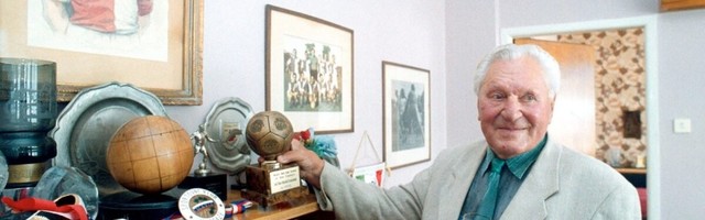 Maailma resultatiivseima jalgpalluri Josef Bicani saatus: ei tahtnud fašiste ega kommuniste, kuid sai mõlemad