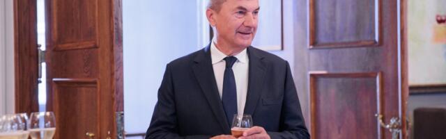 Nadi reitingu kiuste Ansip kiidab Michalit. Hädade juur peitub ta meelest Kaja Kallase tegevuses
