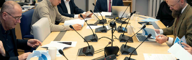 Paindliku tööaja kokkuleppeid võimaldava töölepingu seaduse muudatus võeti riigikogus vastu