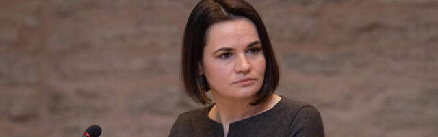 VEEBIÜLEKANNE I Riigikogu ees esineb Valgevene demokraatliku opositsiooni juht Svjatlana Tsihhanovskaja