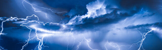 DEČAKA UDARIO GROM! Nalazi se u kritičnom stanju