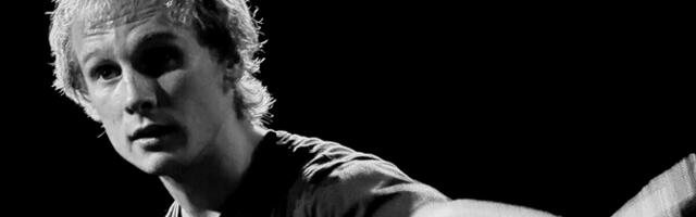 Fine5 tantsuteater toob lavale unenäolise sisemaailma ja inimestevahelise dünaamika