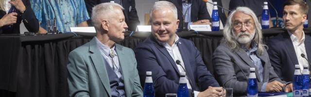 Jalgpalliliidu juhatusse kuuluv Schwede pole Pohlakuga sõja osas sama meelt. „Pahal ja pahal tuleb vahet teha“