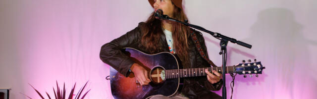 SUUR GALERII Buduaari sügispeolt Butterfly Lounge’is