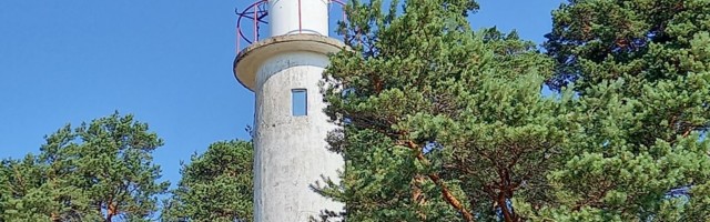 Rannapungerja majaka ümber kees aastakümneid tagasi elu