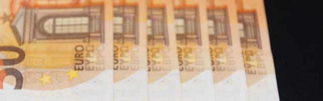 Kõrgem vanemahüvitis väheneb kolmandiku võrra