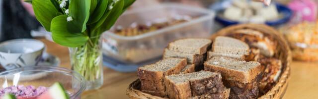 Lauri Hussar: ei mingit mandumist, Eesti külaelu on elus ja muudkui areneb