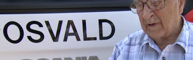 Tartu pühendas saja-aastasele bussijuhile omanimelise bussi