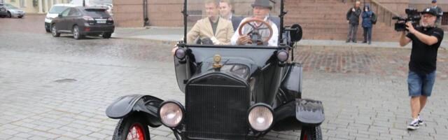 Toompeale 77 442 allkirja sõidutanud Ford T museaali ähvardab ligi 1000 eurone aastamaks. Võrklaeva kättemaks? 