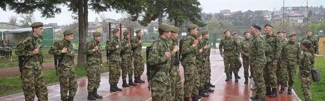 Obilazak jedinica Vojske Srbije u Valjevu: General Janković razgovarao sa vojnicima i primio izveštaje komandanata