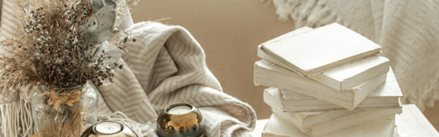 RAAAMATUREEDE I Raamatuaasta 7 lugemissoovitust: laskesuusatmisest leinaga toimetulekuni