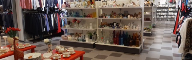 Uus taaskasutuskauplus kasutab tulu abistamiseks