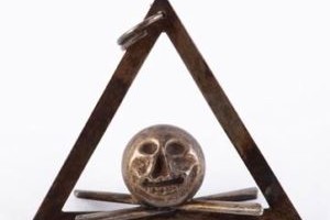 Kuraatorituur näitusel “Vabad müürlased. 250 aastat vabamüürlust Eestis”