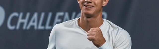 Daniil Glinka kaotas võitlusliku finaali, kuid kerkib maailma edetabelis uude kõrgusesse