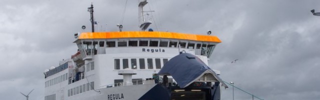 Saaremaa ja Hiiumaa vahel sõitvad parvlaevad vahetatakse ära