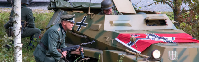 Galerii: Saaremaa Sõjavara Seltsi  taaslavastus “Lahing väinatammil 1941”
