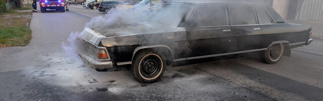 Tartus läks auto garaažis põlema