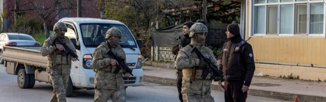 Türgi pidas pärast Islamiriigiga toimunud kokkupõrkeid kinni üle 300 kahtlusaluse