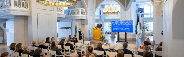 Ülikooli emakeelepäeva avalikus loengus käsitleb Helen Hint tehisaru ja eesti keele suhet
