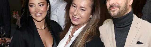 NOVA BEBA U DOMU ŽIVOJINOVIĆA! Odmah se oglasila PONOSNA BAKA, svi čestitaju!