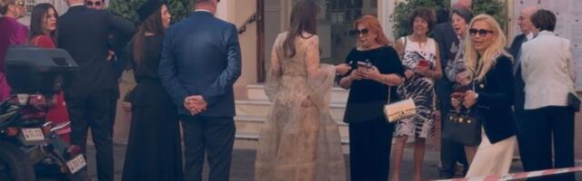 Karići stigli na Melinino venčanje sa milionerom: Ona se ne odvaja od kume Goce Karić