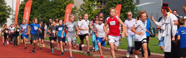 Swedbanki lastejooksul osales ligi 300 last
