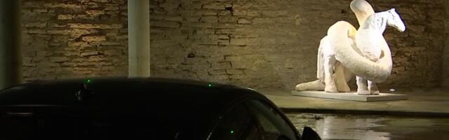 Tallinnas avati maa-aluses parklas kunstinäitus