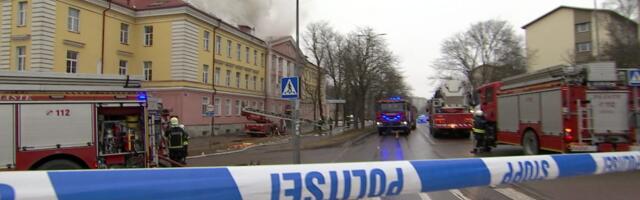 Reporter: Tallinnas, Pae tänaval süttis põlema Ukraina põgenike majutav hoone