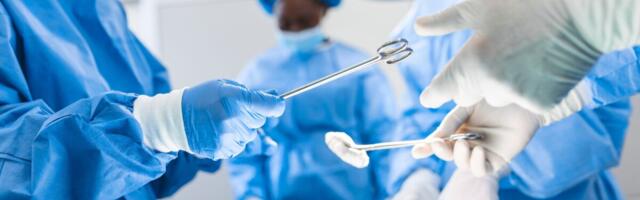 Briti uuring: Kirurge ahistatakse seksuaalselt isegi keset operatsiooni