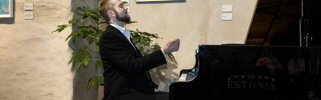 Pianist Sten Lassmann esineb muusikakooli kontserdimajas