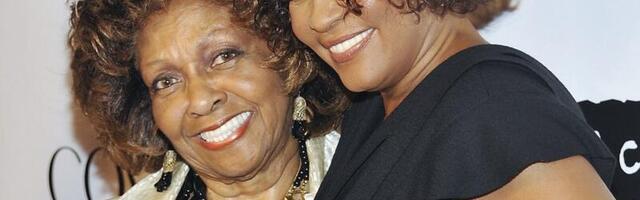 „Meie südamed on täis valu ja kurbust.“ Suri Whitney Houstoni ema ja kahekordne Grammy võitja Cissy Houston