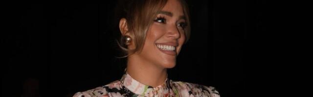 Dok svi bruje o razvodu, Marija Mikić sprema žurku - Pevačica od dvorišta pravi bajku (FOTO) Dok svi bruje o razvodu, Marija Mikić sprema žurku - Pevačica od dvorišta pravi bajku (FOTO)