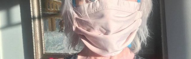 PÄEVA KLÕPS | Kes õmbleb endale maski ja kes õpib kitarri! Vaata, millega Eesti staarid täna tegelesid