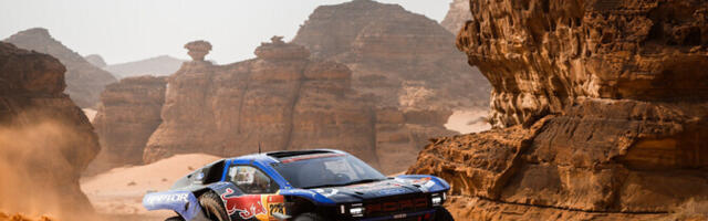 Ford teenis Dakari rallil kolmikvõidu, liidrina jätkab Lategan